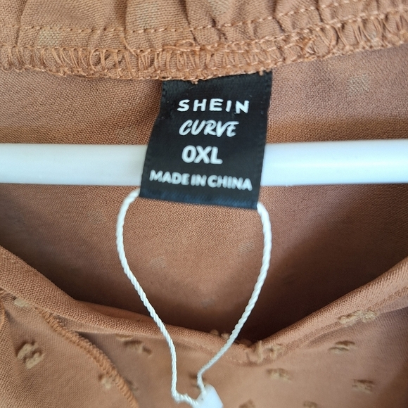 Shein Curve SzOXL Robin Hood Blouse Earth Brn Long Sleeves Dbl Ruffle Yoke/Cuffs - Picture 6 of 12